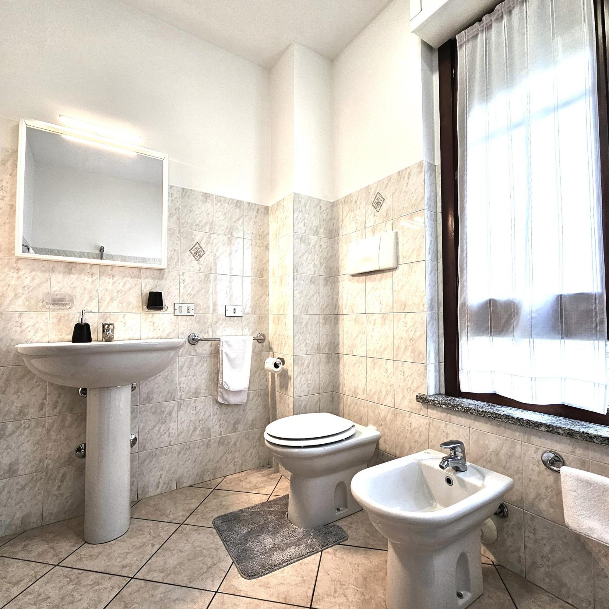 Appartamento Moderno ガッララーテ エクステリア 写真